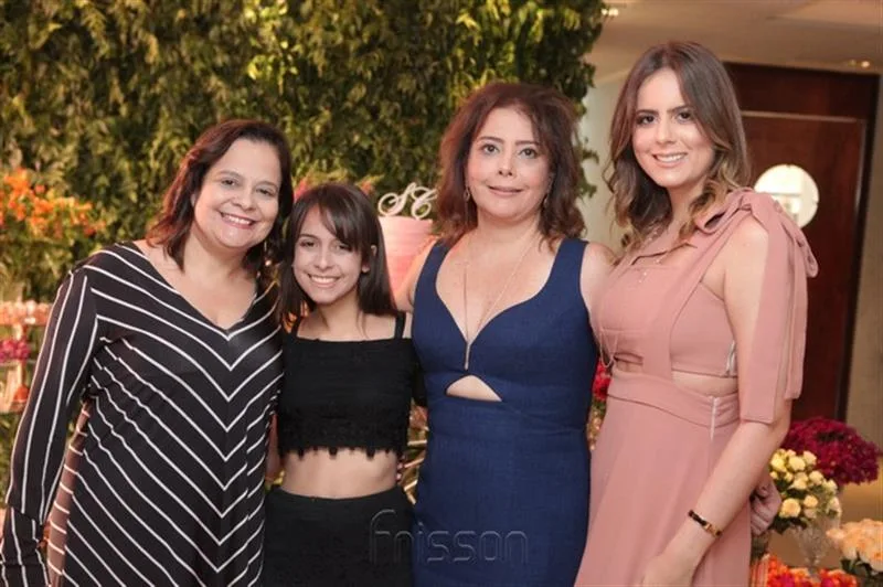 Amelia, Carol Brandão, Claudia e Bia Gradvohl