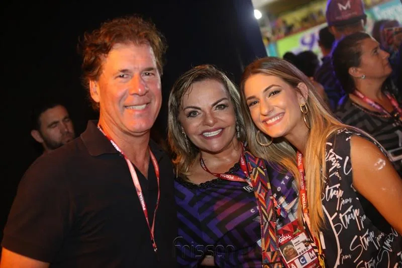 Arthur Magalhaes, Thea Moreira e Bruna Magalhaes