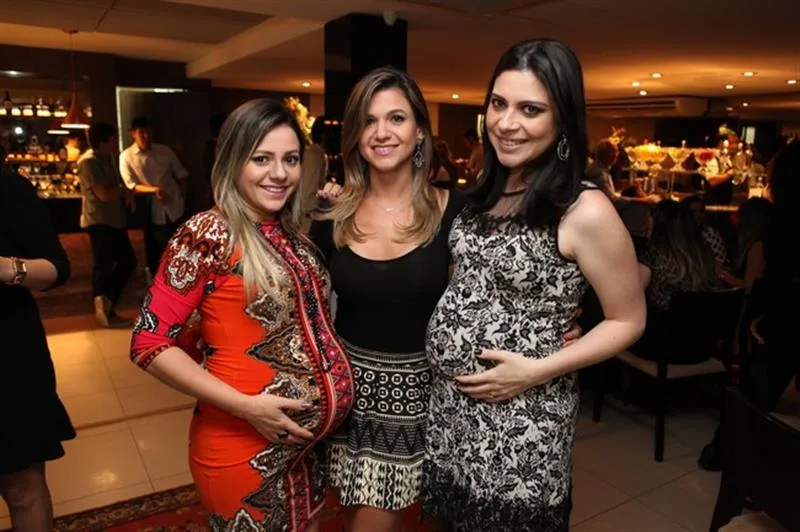 Aline Vasques e Amigas