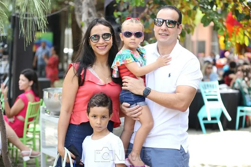 Camila, Gesse, Julia e Davi Fontelles