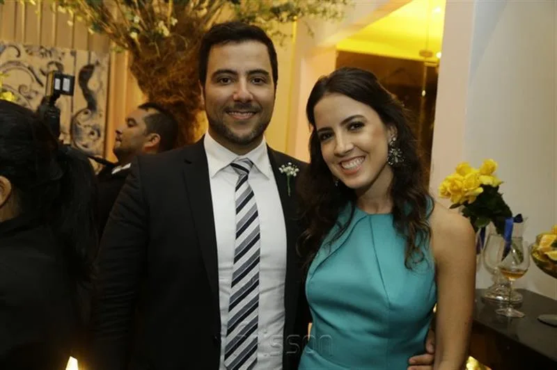 Bernardo Antunes e Caroline Rezende