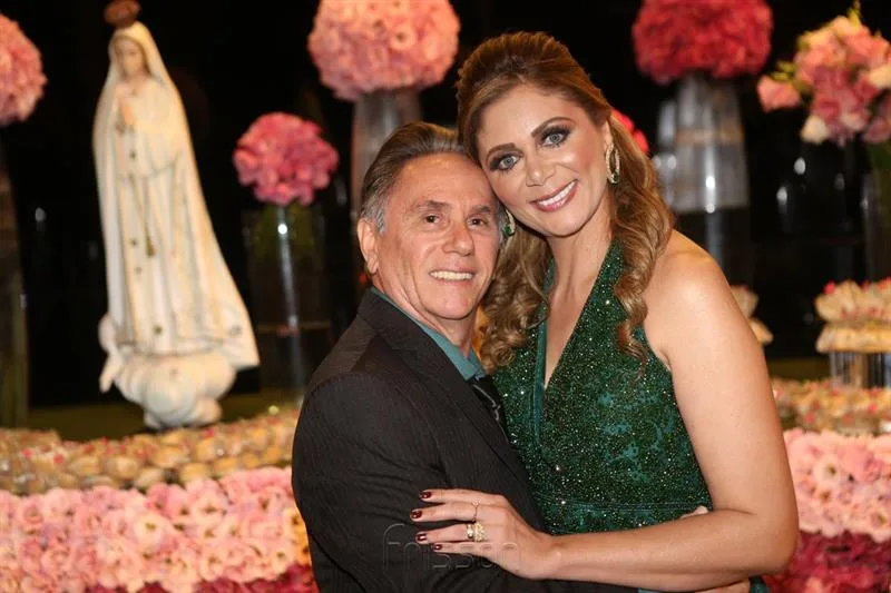 Antonio e Elisângela Gomes