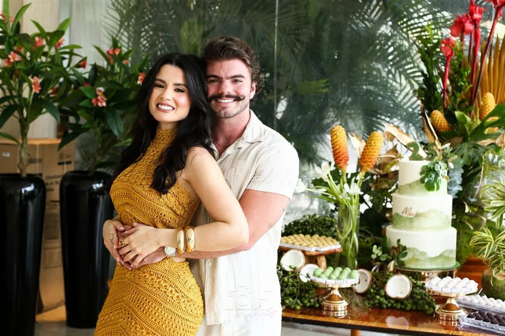 Ana Clara Tavares e Michael Dias