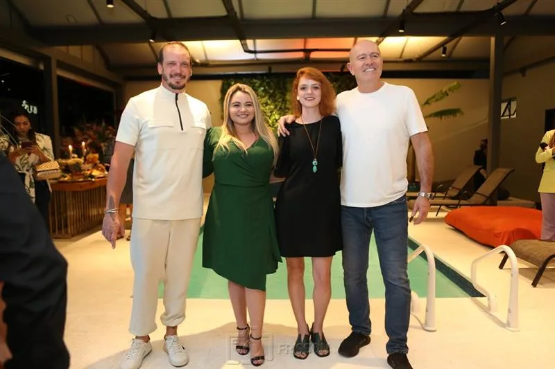 Anderson Marcelani, Narayana Lopes, Drielly Cardoso e Felipe Sisson