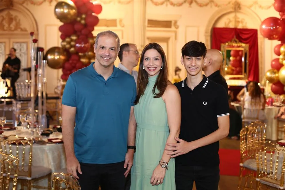 Aderalso Soares, Mirela e Arthur Braide