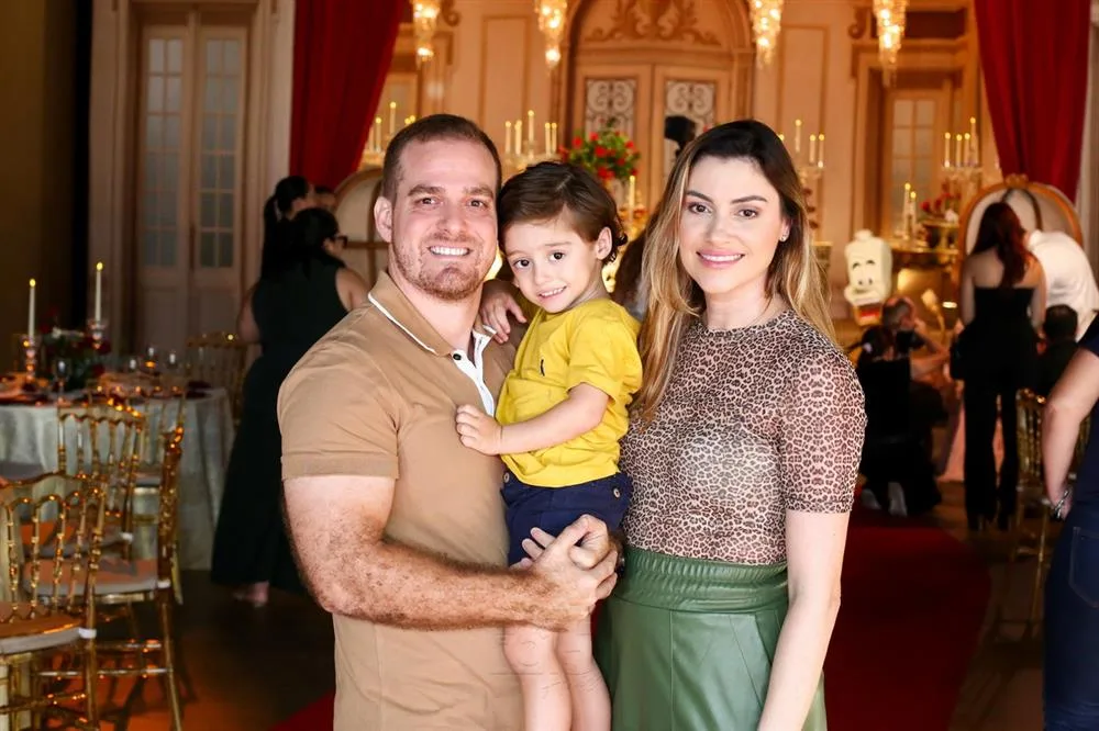 André, Andrezinho e Mayane Benevides