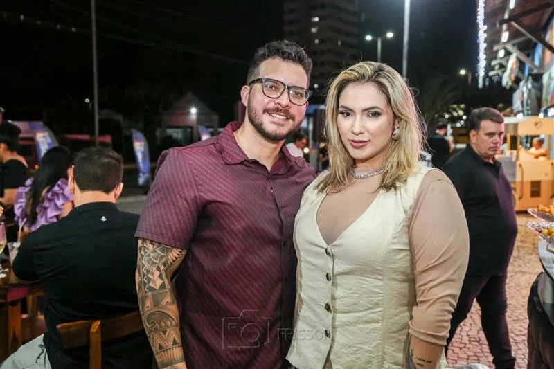 Bruno Martins e Ludi Holanda