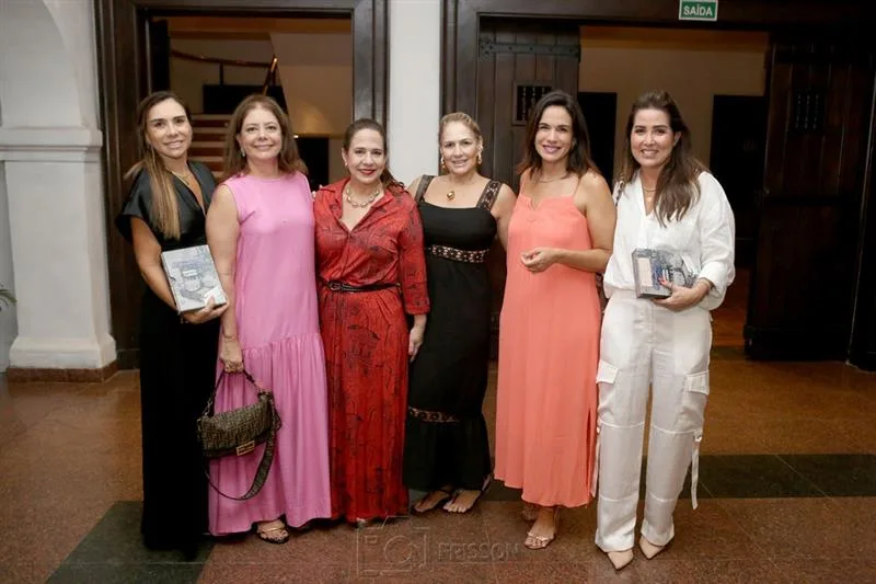 Ane Alcântara, Cláudia Gradvohl, Martinha Assunção, Márcia Peixoto, Ana Virgínia Martins e Ana Vládia Sales