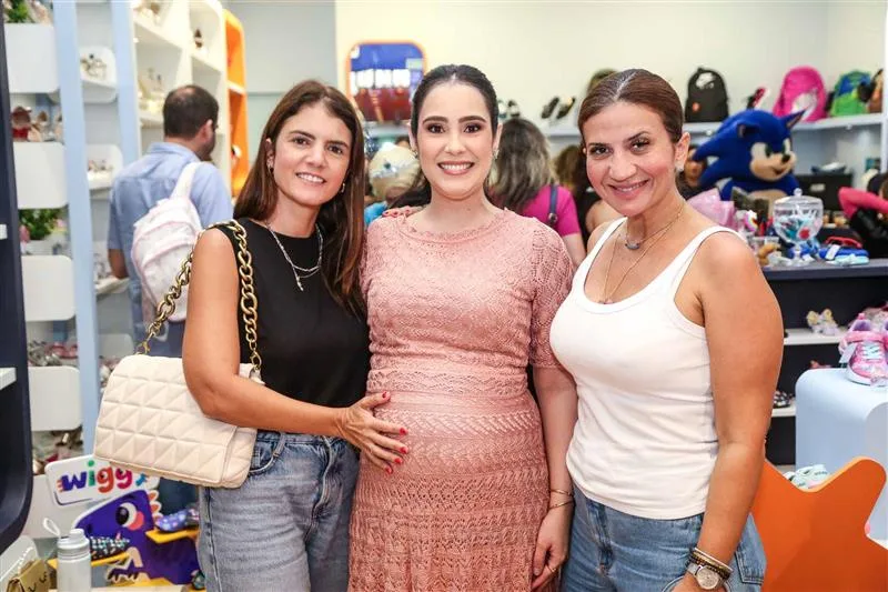 Farah Salles, Renata Braga e Ercilia Holanda