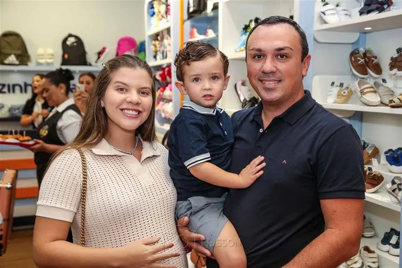 Laiza Gomes, Pedro Neto e Pedro Júnior