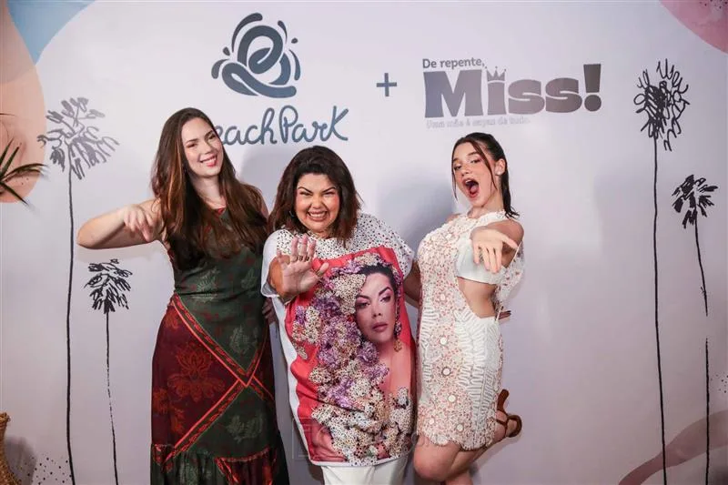 Bia Rosseti, Fabiana Karla e Giulia Benite