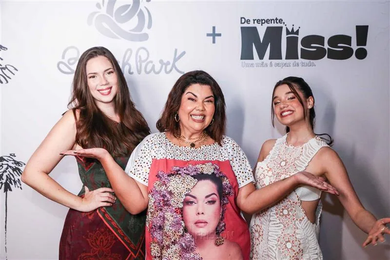 Bia Rosseti, Fabiana Karla e Giulia Benite