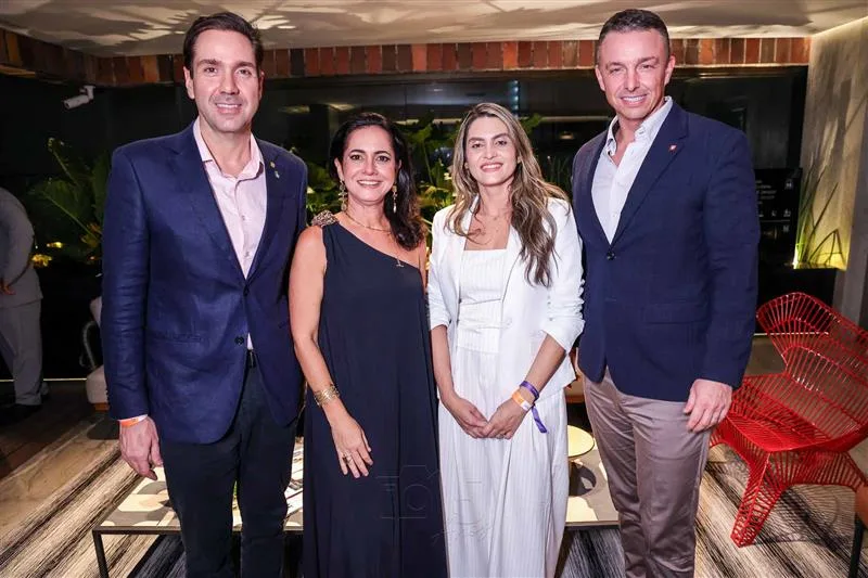 Eduardo Bismarck, Natalia Abreu, Denise Carrá e Fabien Clerc