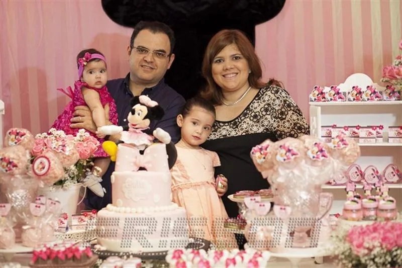 Herbert e Gisela Vieira com Giulia e Giovanna (1)