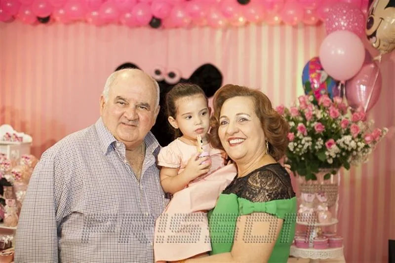 Herbert e Goretti Vieira com a neta Giulia (10)