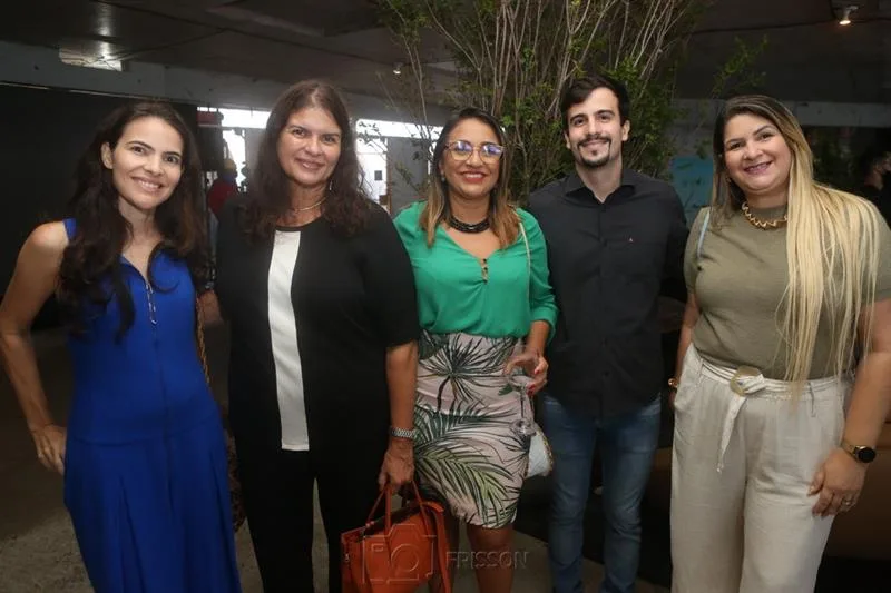 Anelise Caminha, Cristiane Boris, Denise Oliveira, François Charron e Eveline Lopes