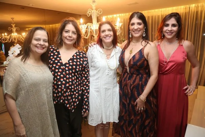 Aniversário de Elisa Oliveira