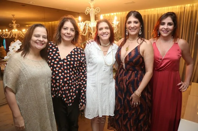 Aniversário de Elisa Oliveira
