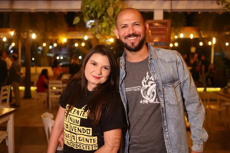 Amanda Victoria e Thiago Lima