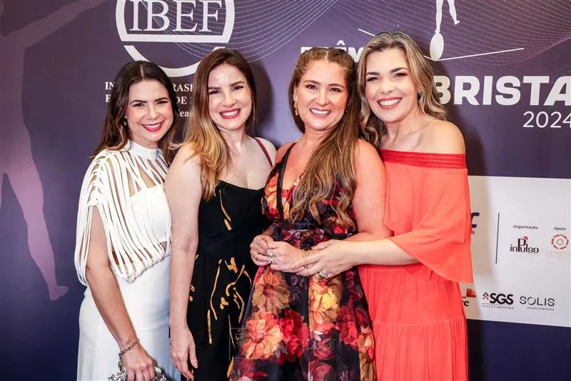 Ana Joca, Maria Clara Dalolio, Patriciana Rodrigues e Jamille Holanda