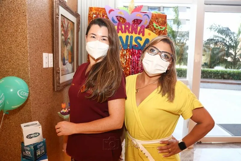 Lauren Oyama e Janaína Holanda