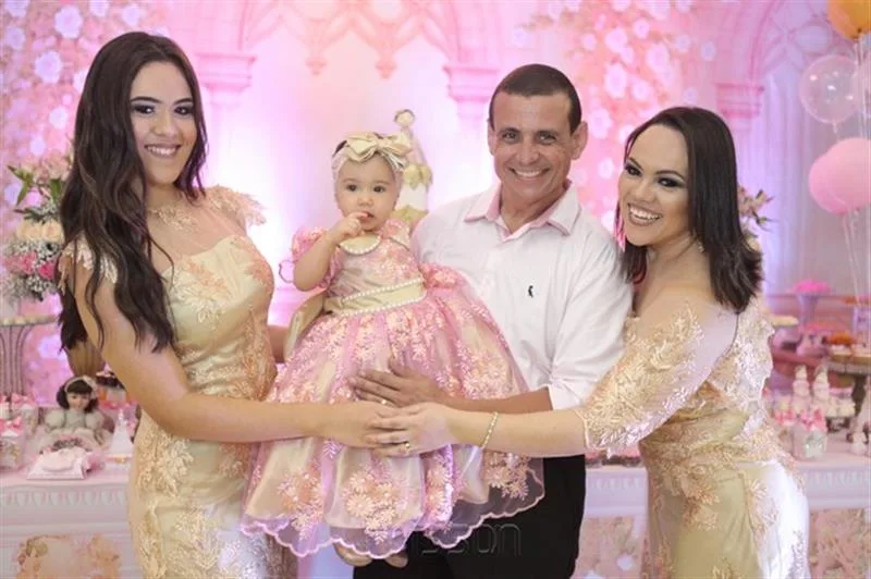 Luana, Luma, Junior César e Dani Duarte