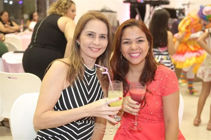 Alessandra Alves e Aline Freitas