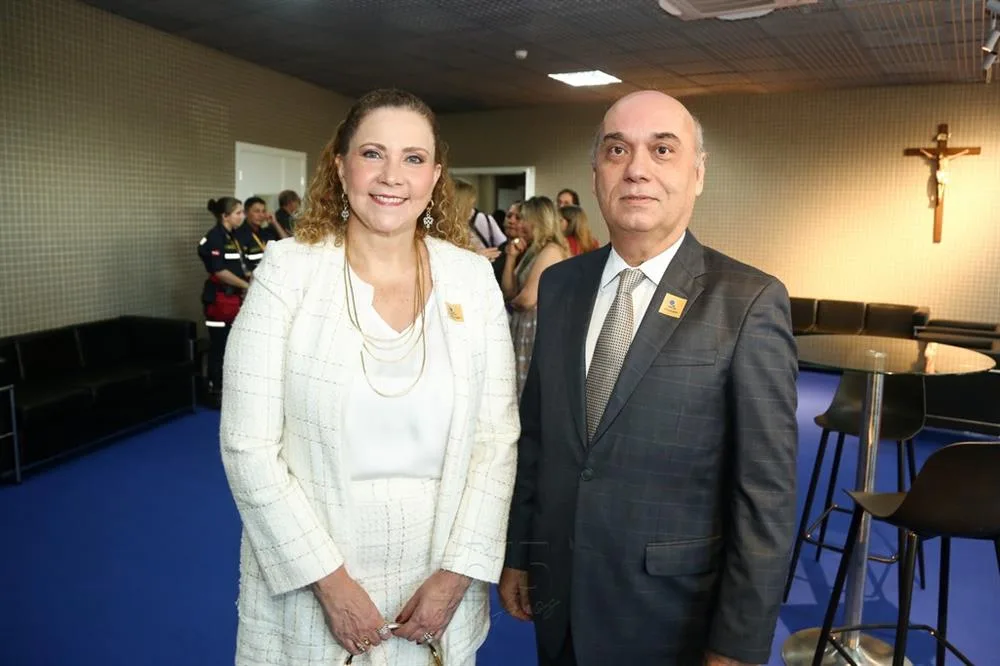 Andréa Delfino e Luciano Lima
