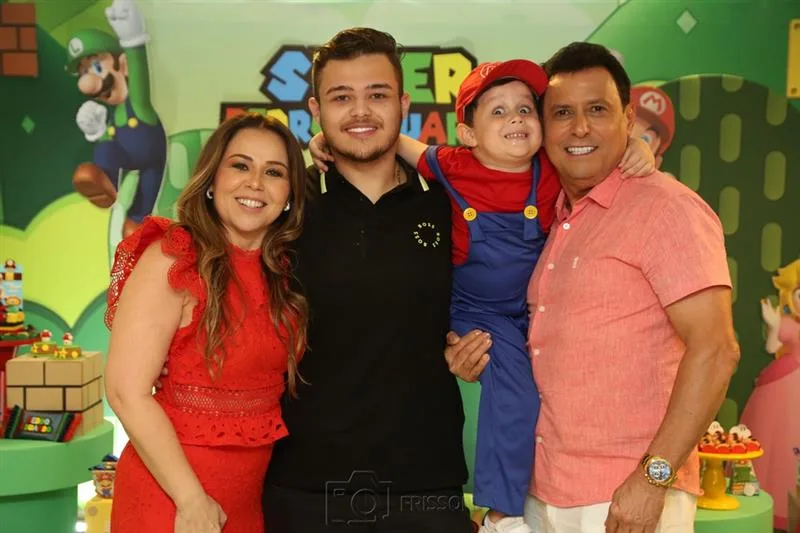 Cinthya Kalynne, Pedro Eduardo e Matheus Costa e Jurandir Coelho