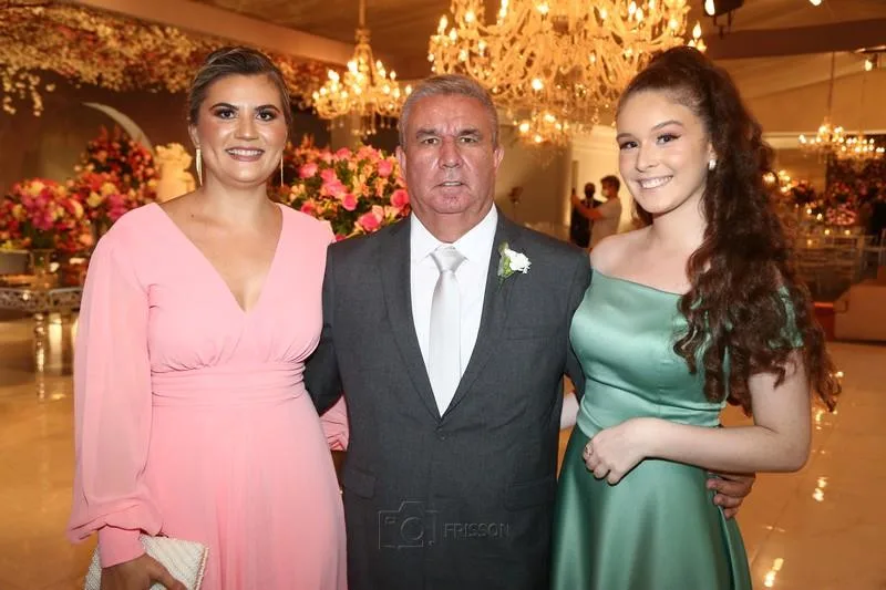Adalsina, Adelmo e Júlia Freitas