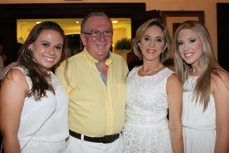 Carolina Teófilo, Valmir, Elny e Maria Carolina Pontes