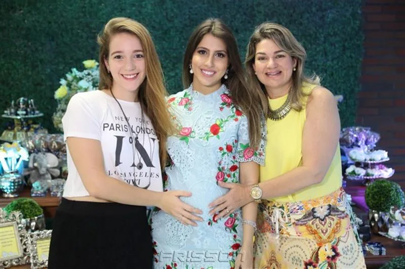Amanda Cavalcante, Thayra Romcy e Liliane Cavalcante