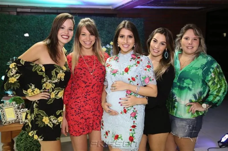 Camilla Montenegro, Marina Monte, Thayra Romcy, Mariane Melo e Flaviana Carneiro