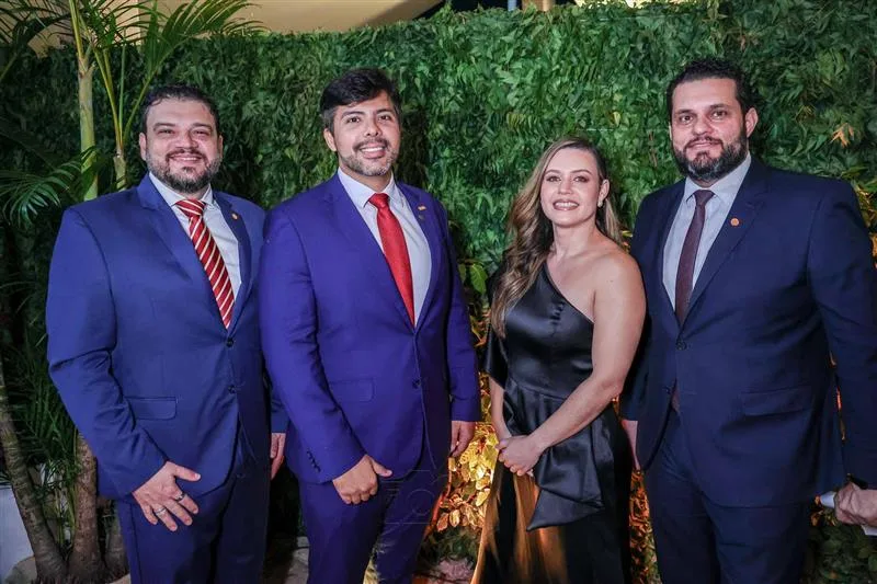 Ciro Câmara, Hugo Acácio, Dani Alves e Junior Santos