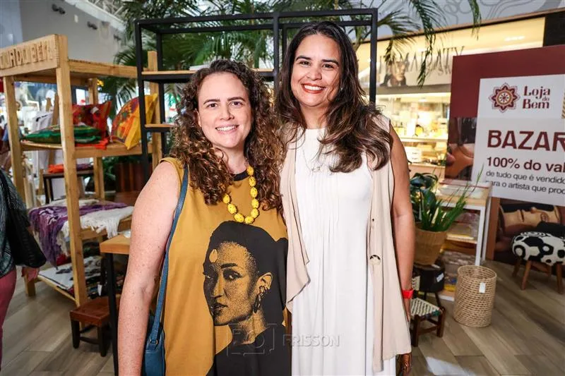 Amanda Câmara e Paola Lins
