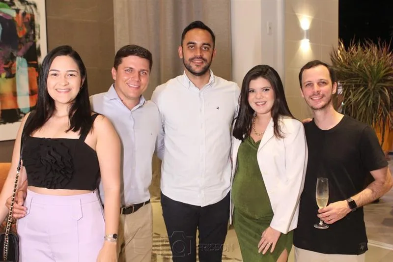 Camila Medeiros, Jeferson Fontes, Thiago Parente, Nina Mota e Yago Andrade