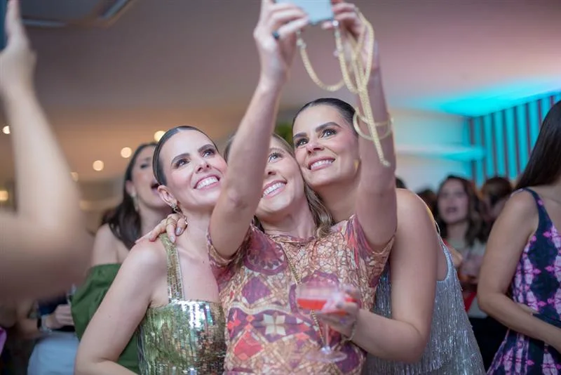 Aline Mota, Nathália Petrone e Deborah Bandeira