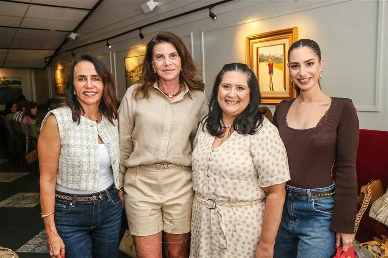 Carla Bayde, Sandra Pinheiro, Silvana Souza e Nicole Pinheiro