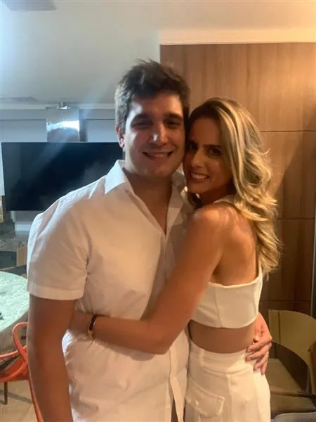 Wagner Teixeira e Bia Gradvohl