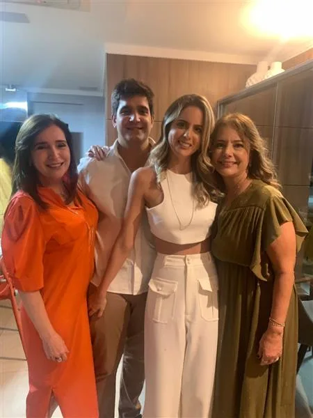 Adriana Teixeira, Wagner Teixeira e Bia Gradvohl, Cláudia Gradvohl