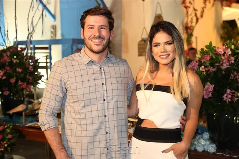 Antonio Madeira e Thays Lea