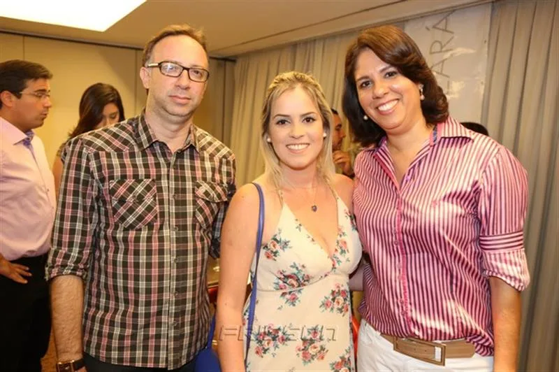 André Benevides, Nara Fialho e Renata Bezerra