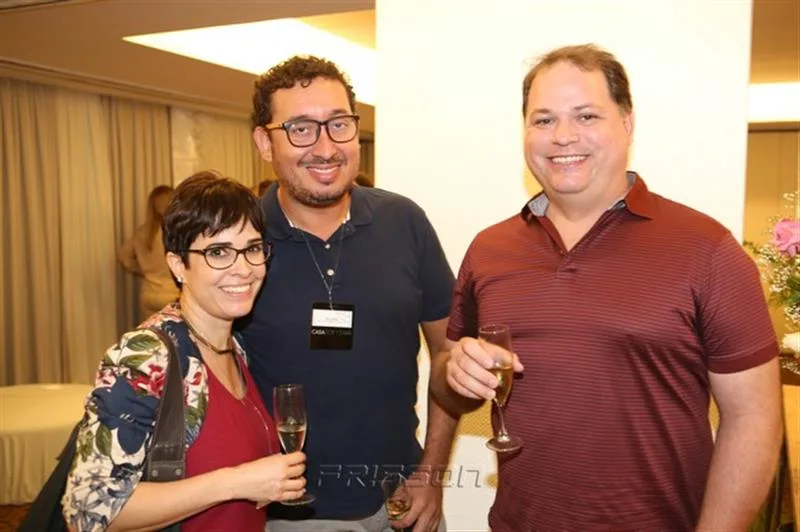 Camila Vale, Ney Filho e Marcelo Dallago