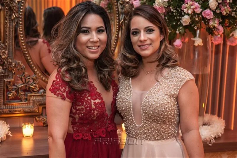 Carol Yamazaki e Mariah Bravo