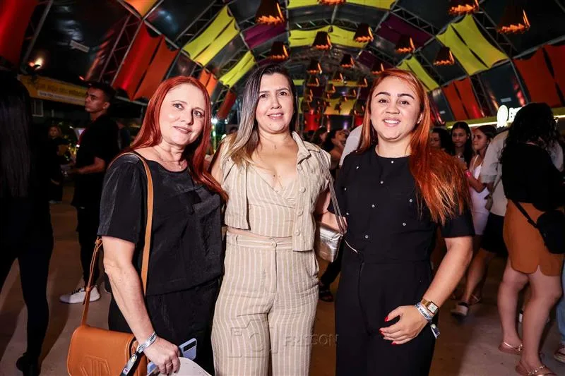 Adriana Lima, Lidiane Holanda e Fernanda Kelly