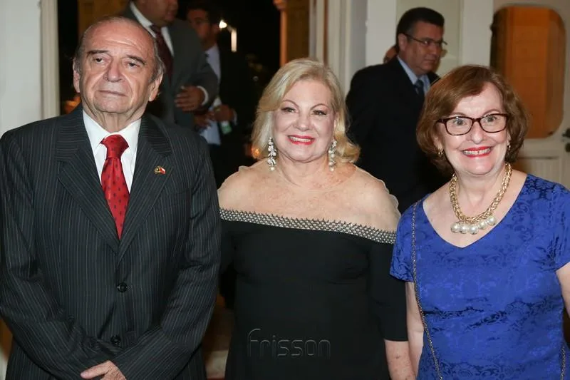 Ednilo e Fani Soárez, Regina Fiúza