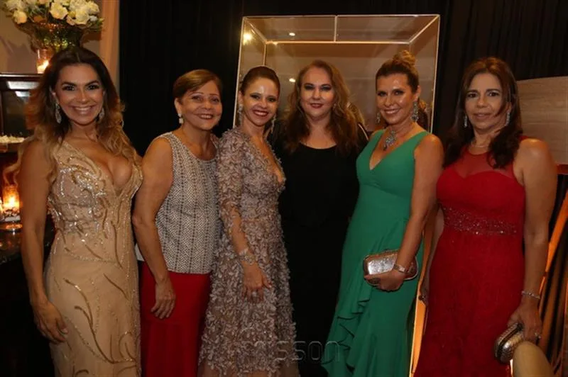 Ana Cristina Rouquayrol, Graça Romcy, Claudiane Juaçaba, Luziane Cavalcante Alessandra Arrais e Maria Ester Quinderé