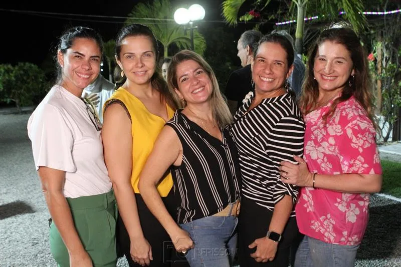 Carol do Ceará, Rafaela Carlos, Kathiana Bezerra, Mônica Franco e Karina Bezerra