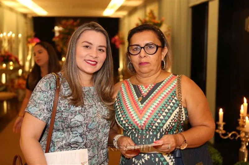 Adriana e Ana Célia Lima