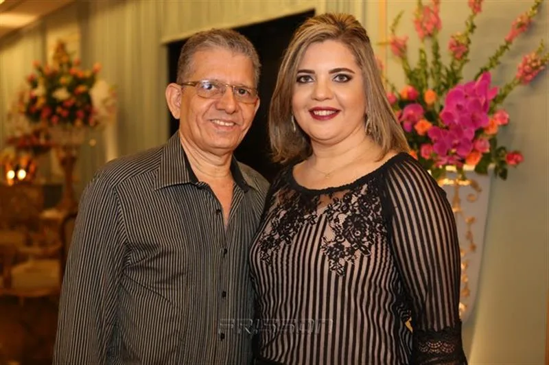 Demival e Maythê Oliveira